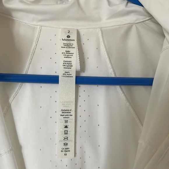 Lululemon jacket - Picture 3 of 4